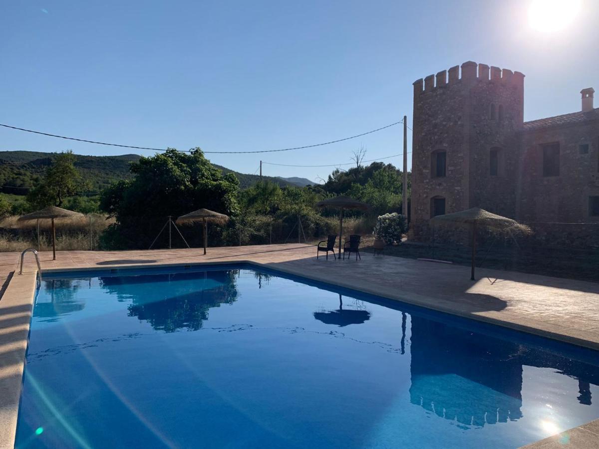 Castillo Con Piscina En Plena Sierra Calderona セゴルベ エクステリア 写真