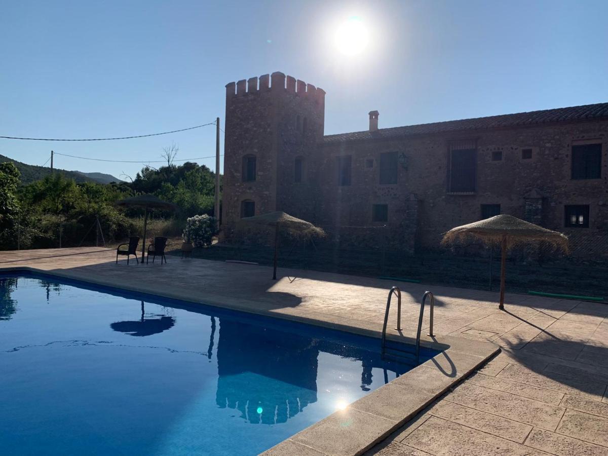 Castillo Con Piscina En Plena Sierra Calderona セゴルベ エクステリア 写真