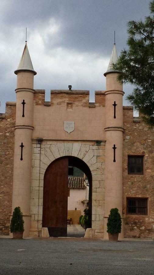 Castillo Con Piscina En Plena Sierra Calderona セゴルベ エクステリア 写真